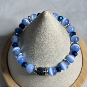 Handmade Mood Bead Stretch Bracelet with light Blue Beads and Silver Accents